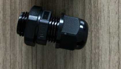 如何選擇到可靠的塑料電纜防水接頭?